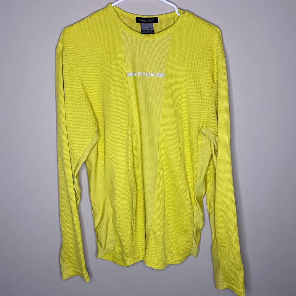 nike running shirt